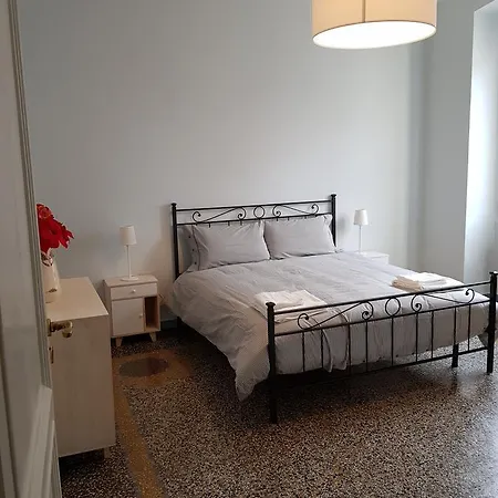 Apartment Apartment Genova Central *